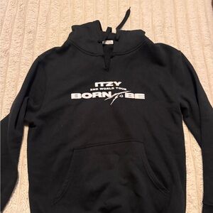 Itzy born to be 2nd world tour Black Graphic Hoodie